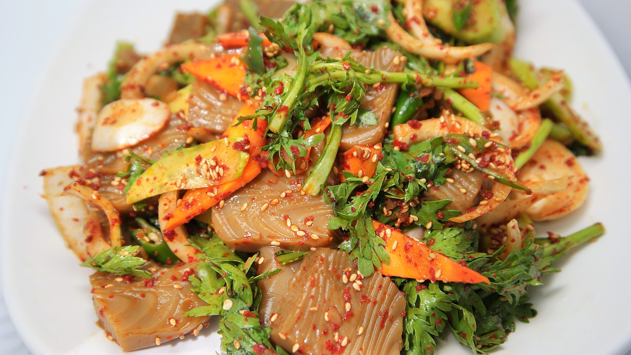 Dotori-muk: The Traditional Korean Acorn Jelly Dish